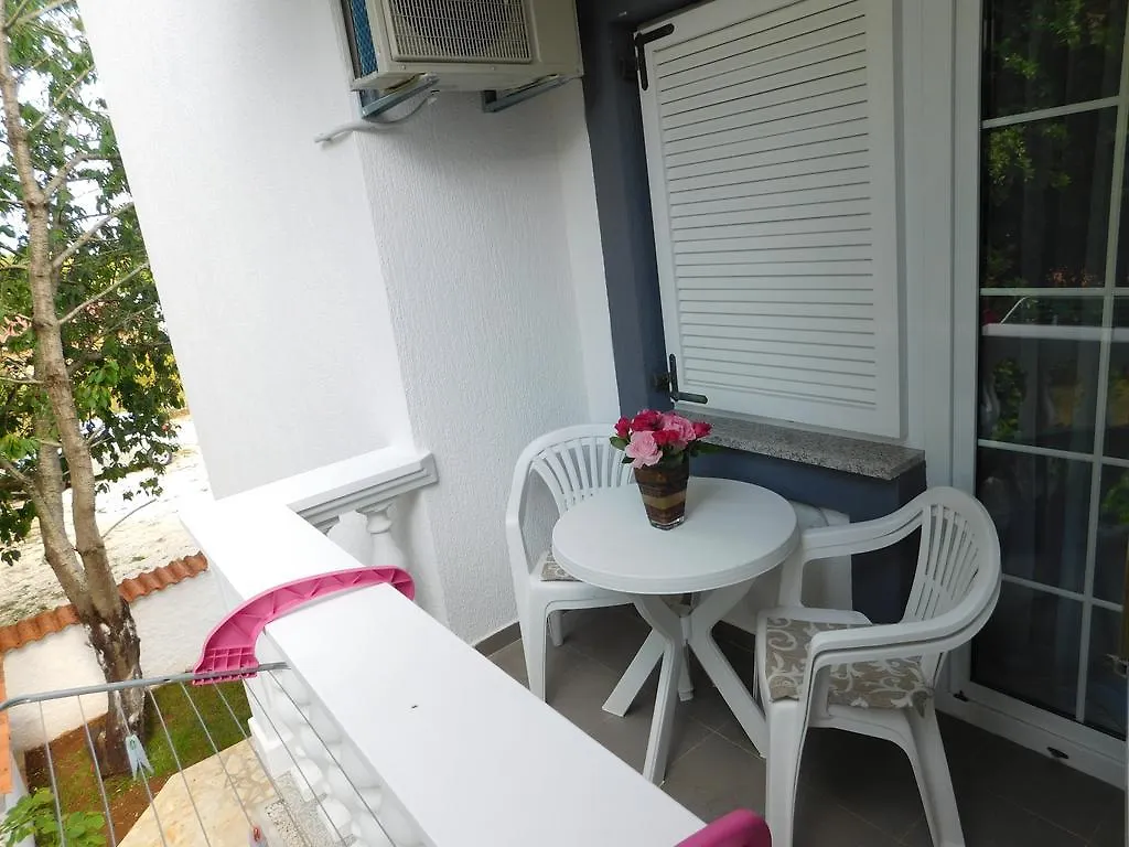 Apartments Lucija Pula