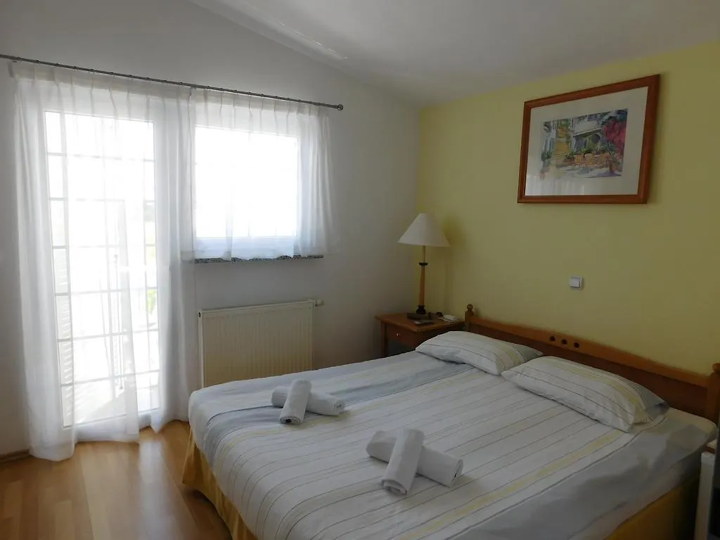 Apartments Lucija Pula